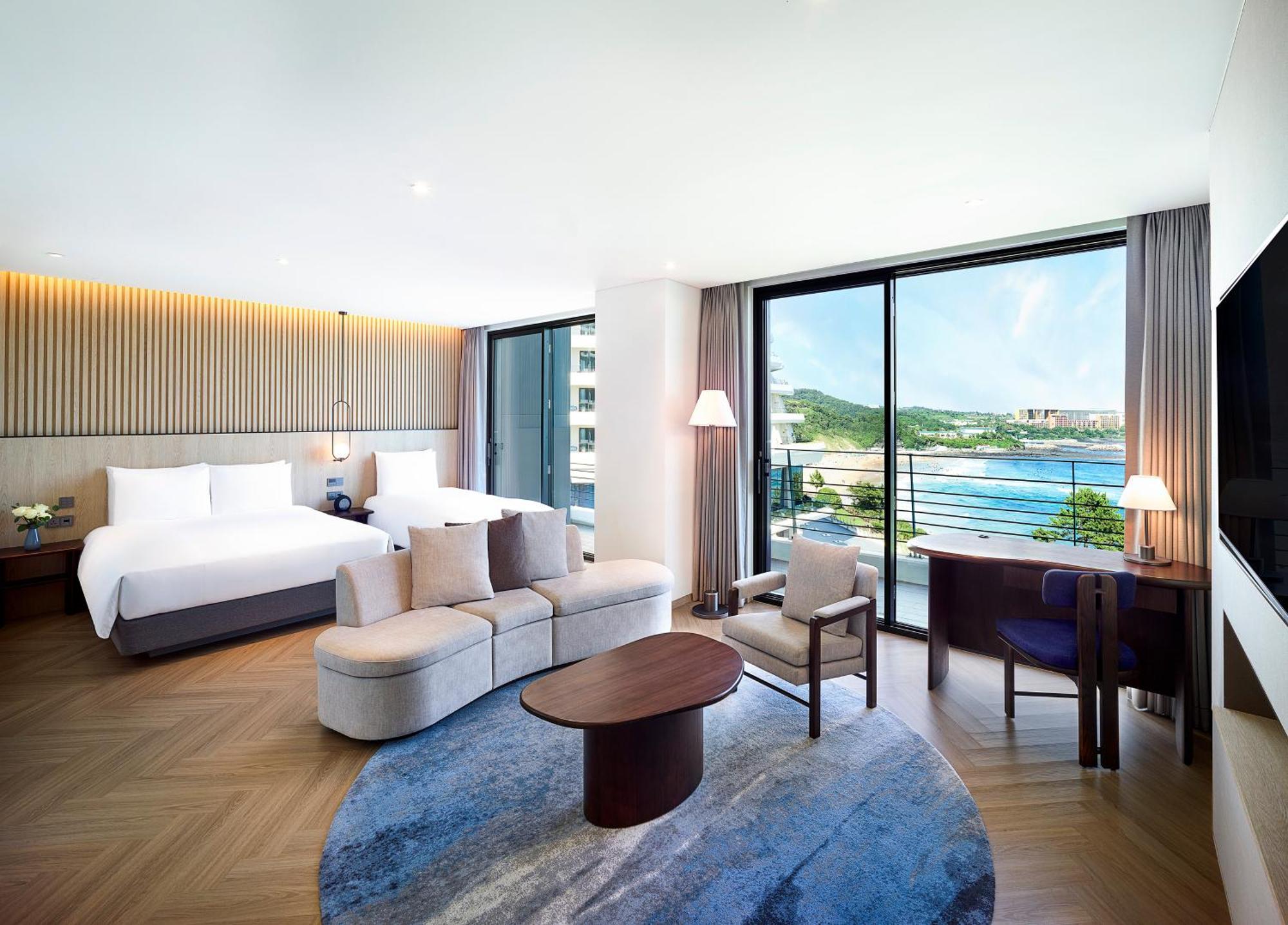 Parnas Hotel Jeju Seogwipo Ngoại thất bức ảnh