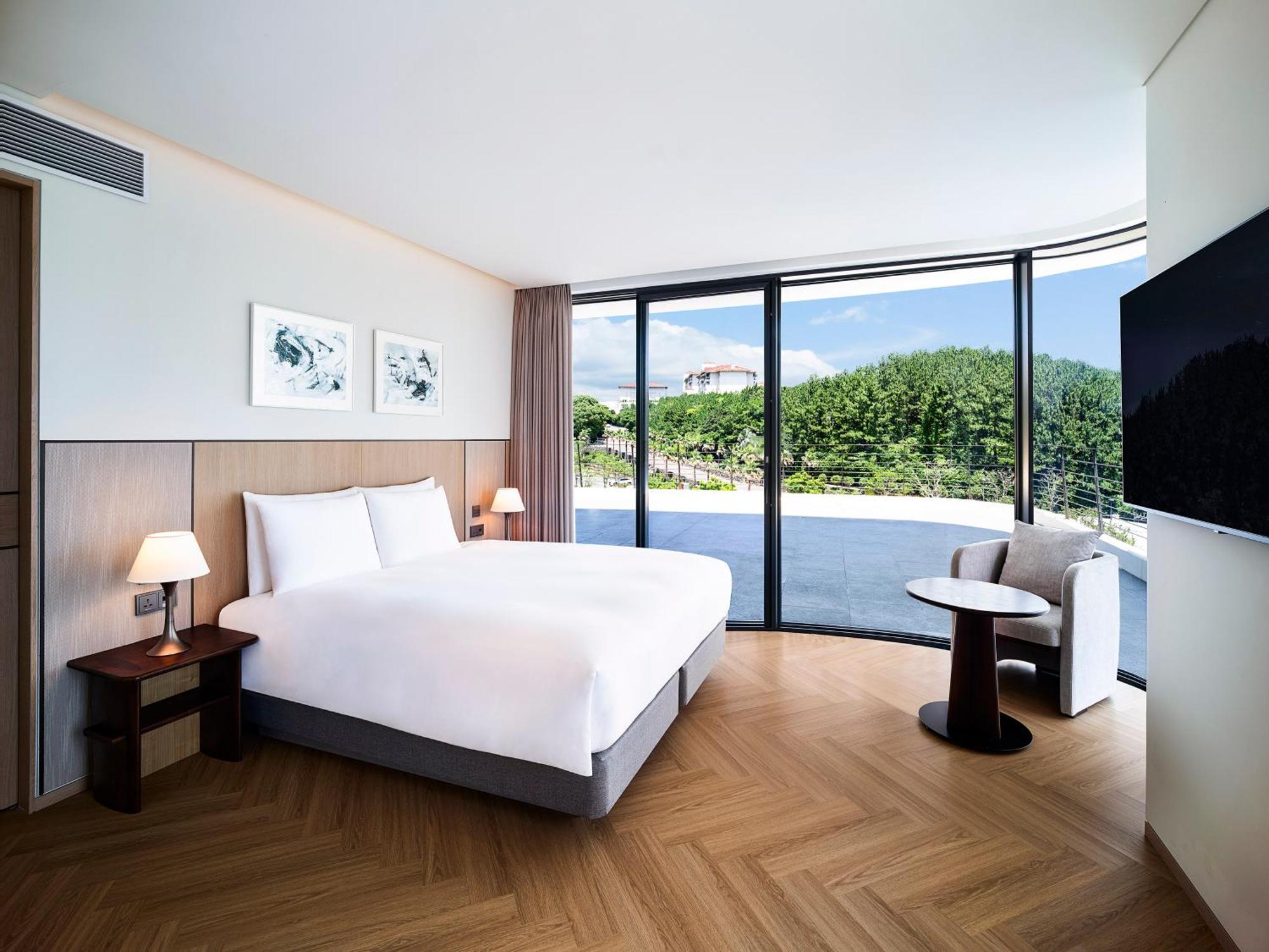 Parnas Hotel Jeju Seogwipo Ngoại thất bức ảnh